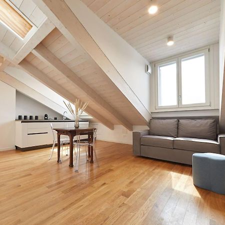 The Attic 18 Apartman Milánó Kültér fotó