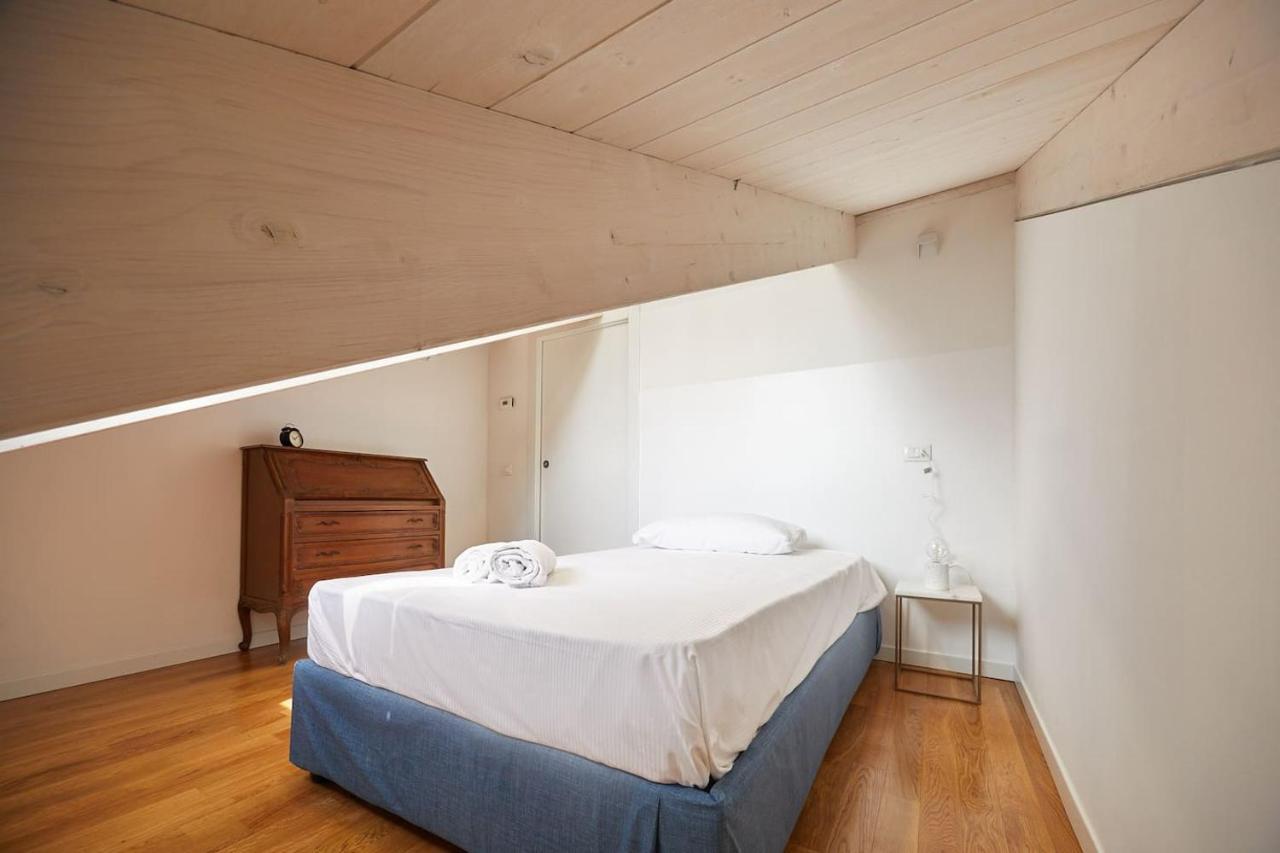 The Attic 18 Apartman Milánó Kültér fotó