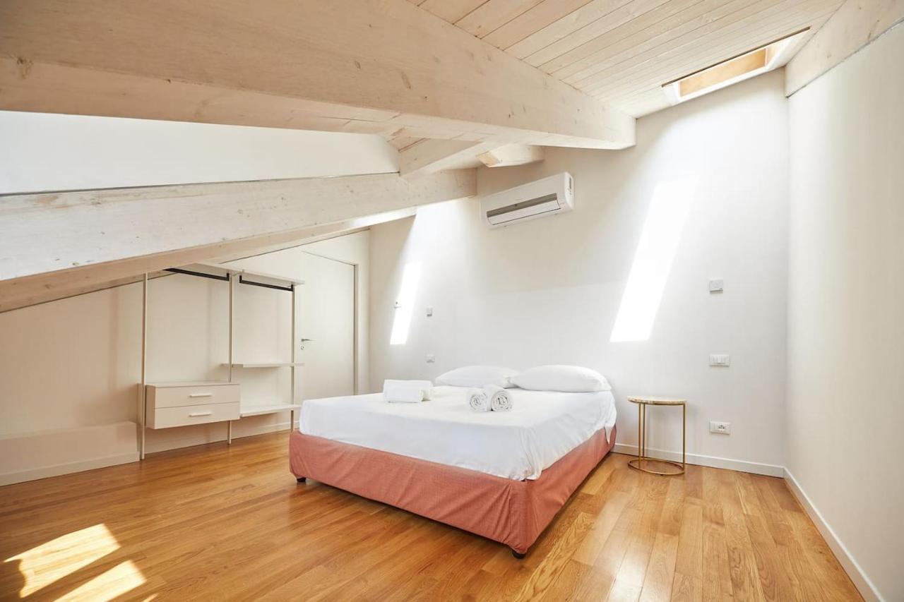 The Attic 18 Apartman Milánó Kültér fotó
