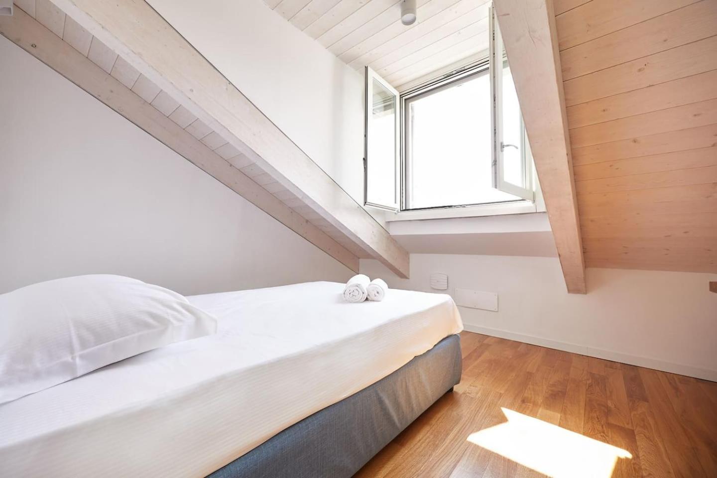 The Attic 18 Apartman Milánó Kültér fotó